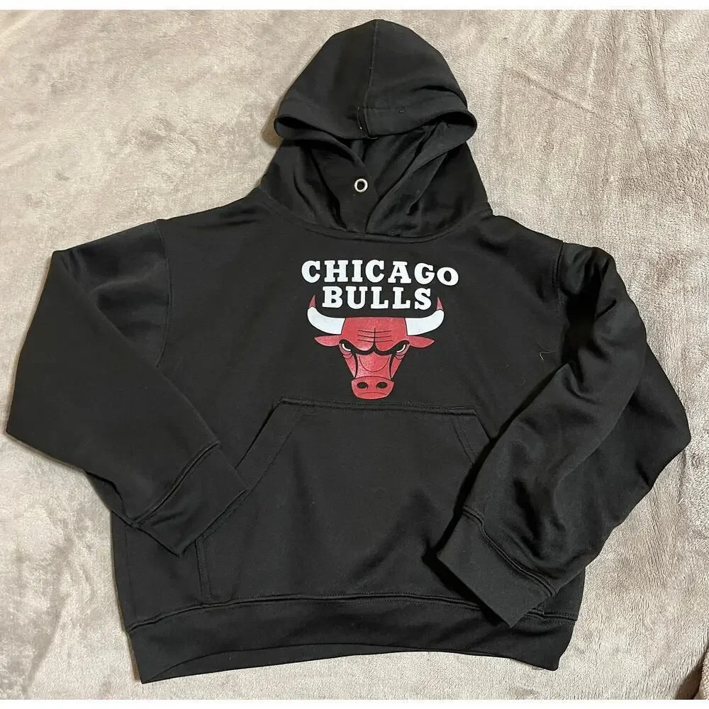 Majestic Youth SZ Small Black Hoodie Chicago Bulls Long Sleeve Pocket Basketball
